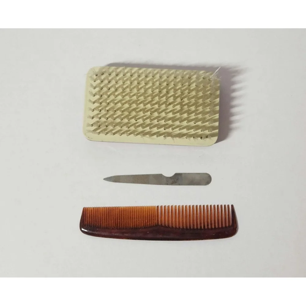 Men's Vintage Vanity Tan Travel Brush‎ Comb Nail File in Case Collectible